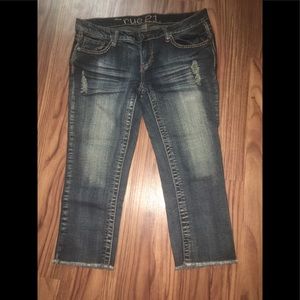 🟪 Rue 21 cropped jeans